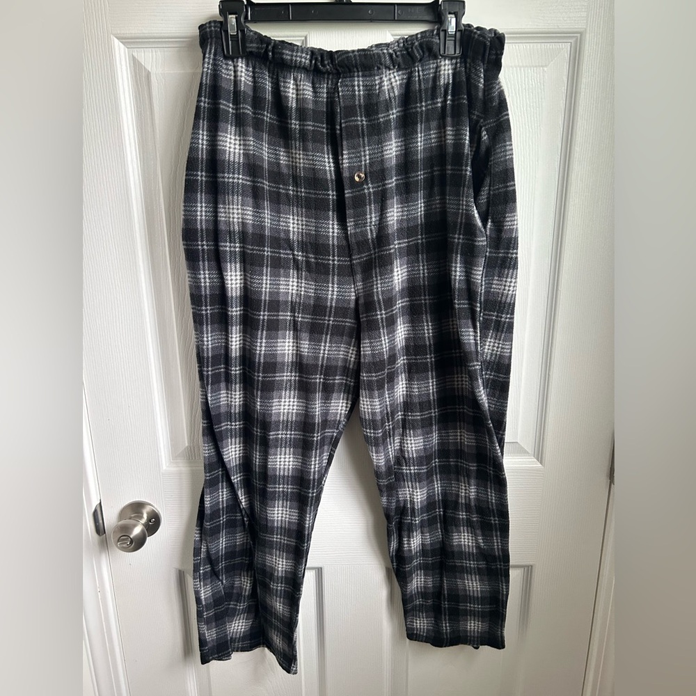 Plaid Black and Gray Men's pajama Pants